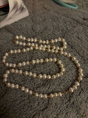 Elegant Gold and White Pearl Necklace and Bracelet Set- Vintage Women Jewelry